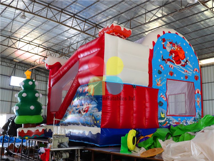 RB03009（ 6x5m ）Inflatables christmas tree castle for sale