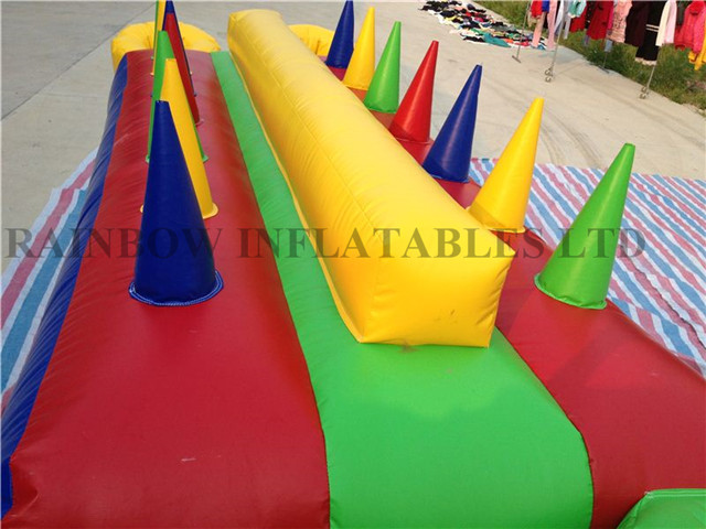 RB9042-1（4.55x1.32x1m）Inflatable floating ball sport game 