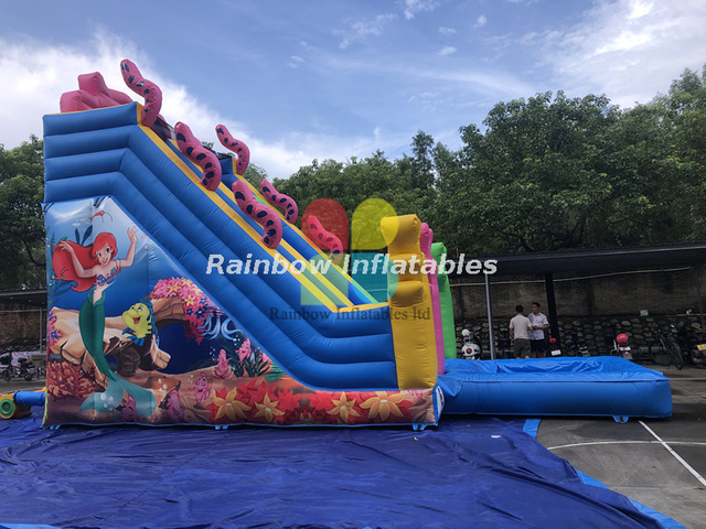 RB8210 inflatable slide