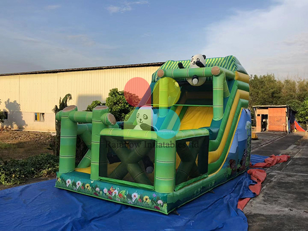 Bambou Panda Slide
