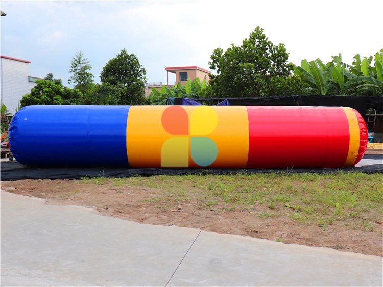 Outdoor Commercial Giant Inflatable Bungee Tube Sport Game for Sale