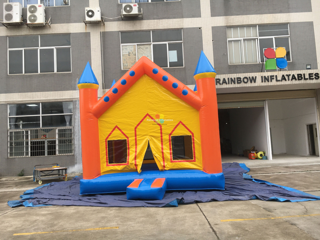  Inflatable Kids Jumping House