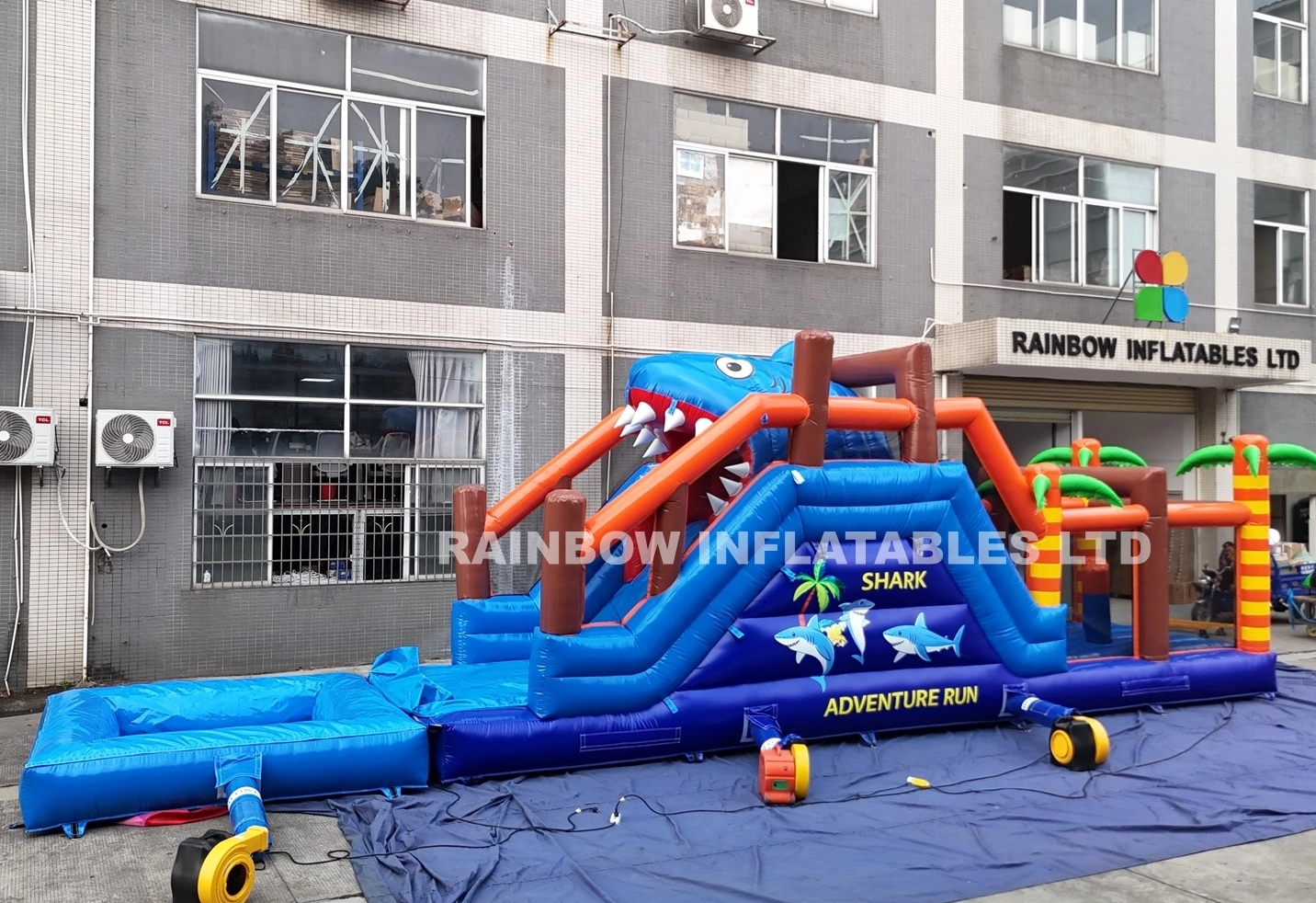 Inflatable Shark Obstacle Course with Removable Splash Pool