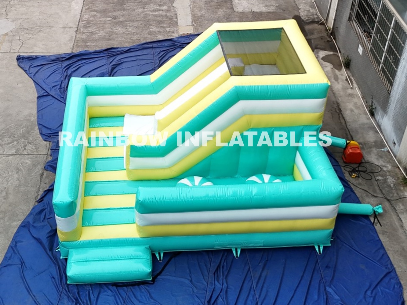 Inflatablebest commercial bouncer