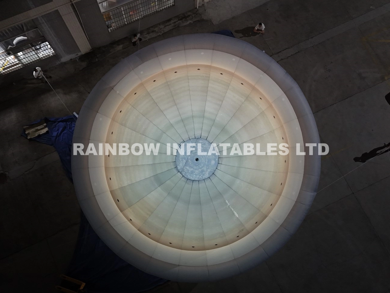 Glow In The Dark Inflatable Saturn Balloon