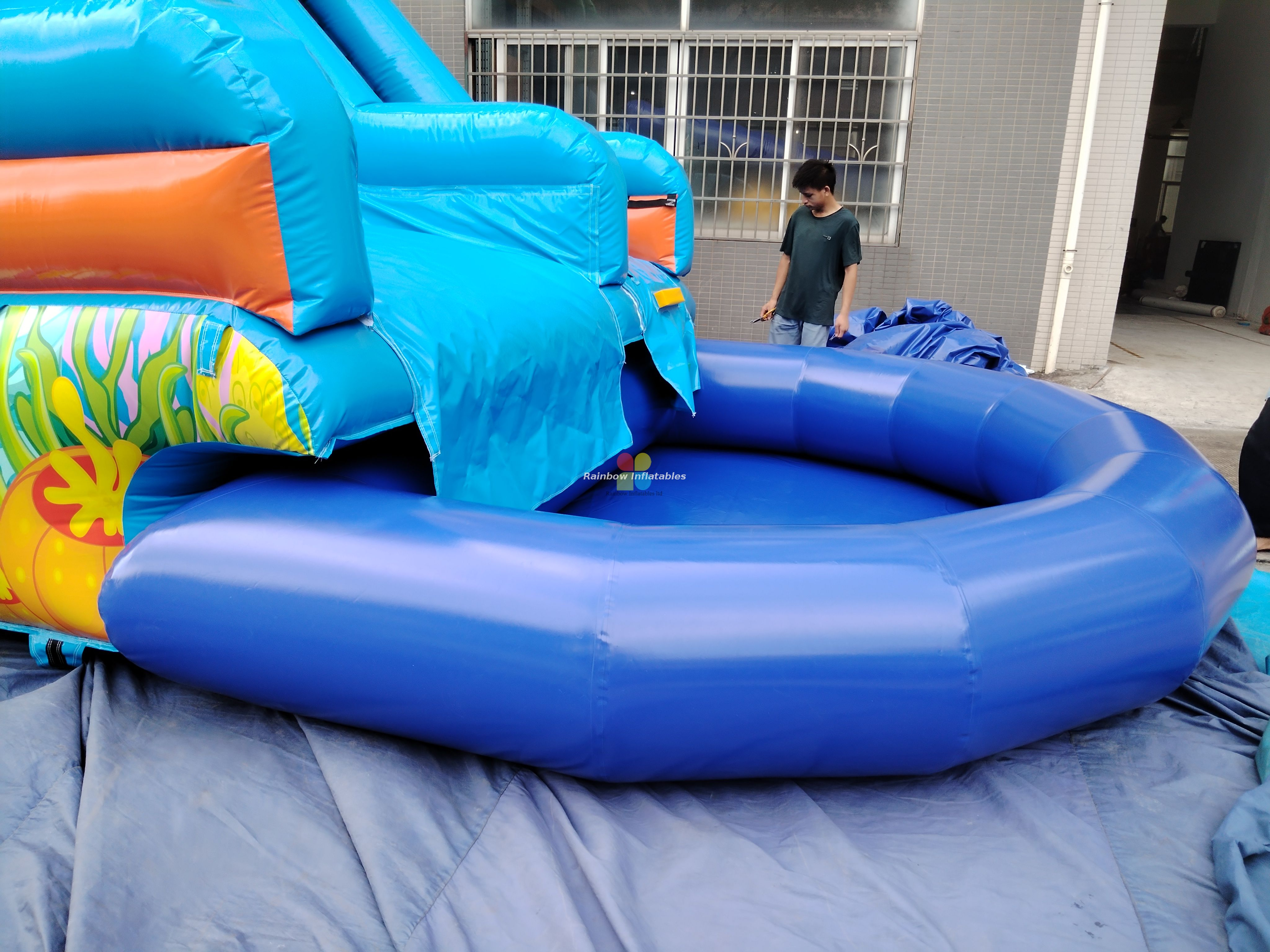Outdoor Inflatable Water Slide with Pool for kids