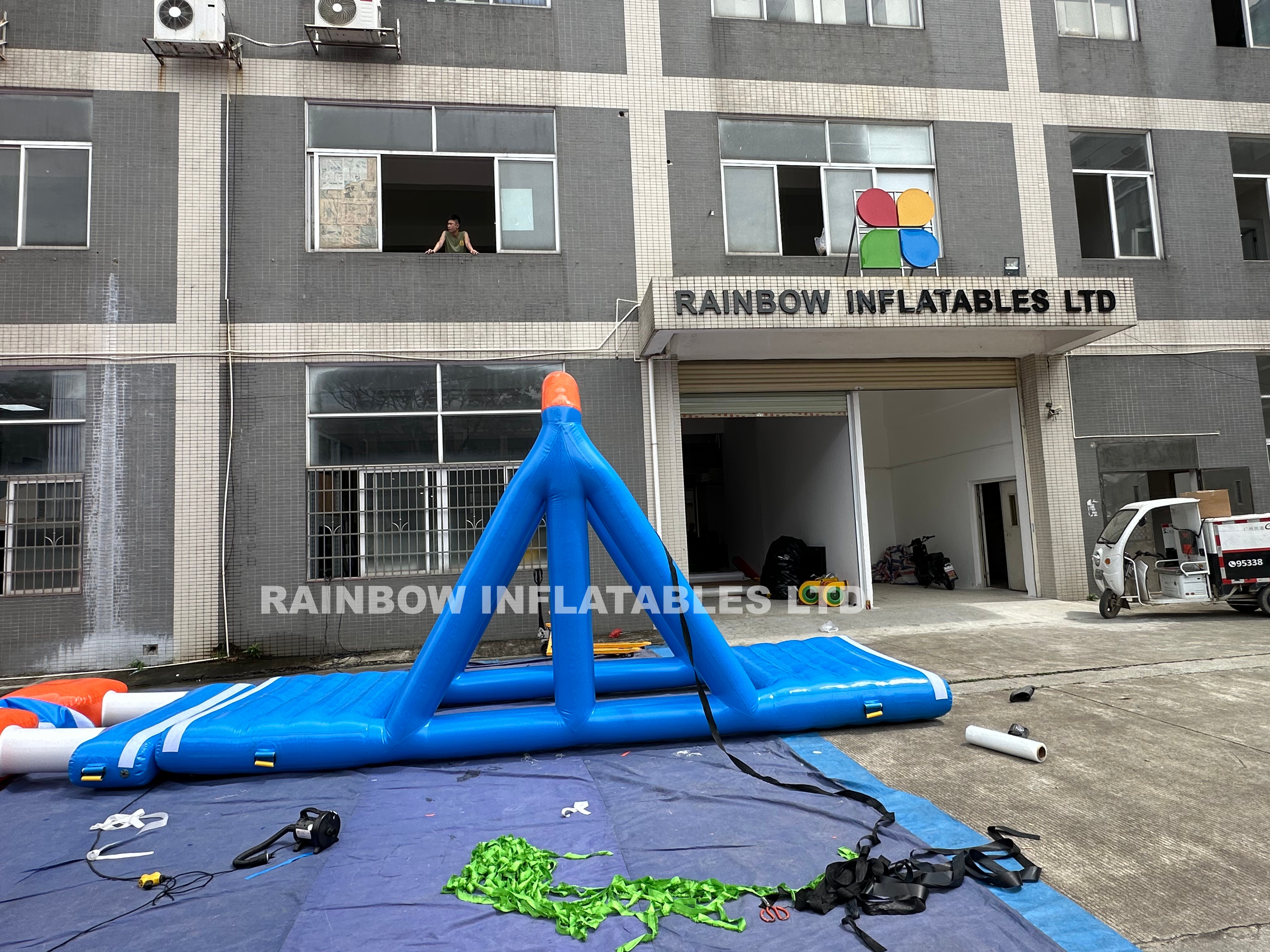 Rainbow Inflatable Floating Water Slide for Sea 