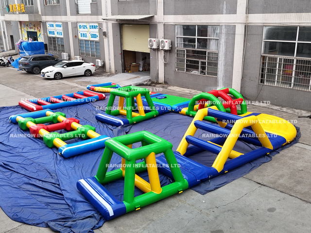 Inflatable floating tracks for pool