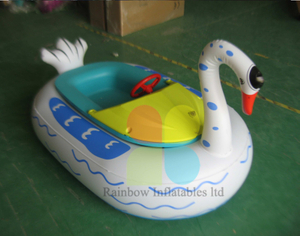 Commericial Engineering Plastics White swan bumper boat For Amusement