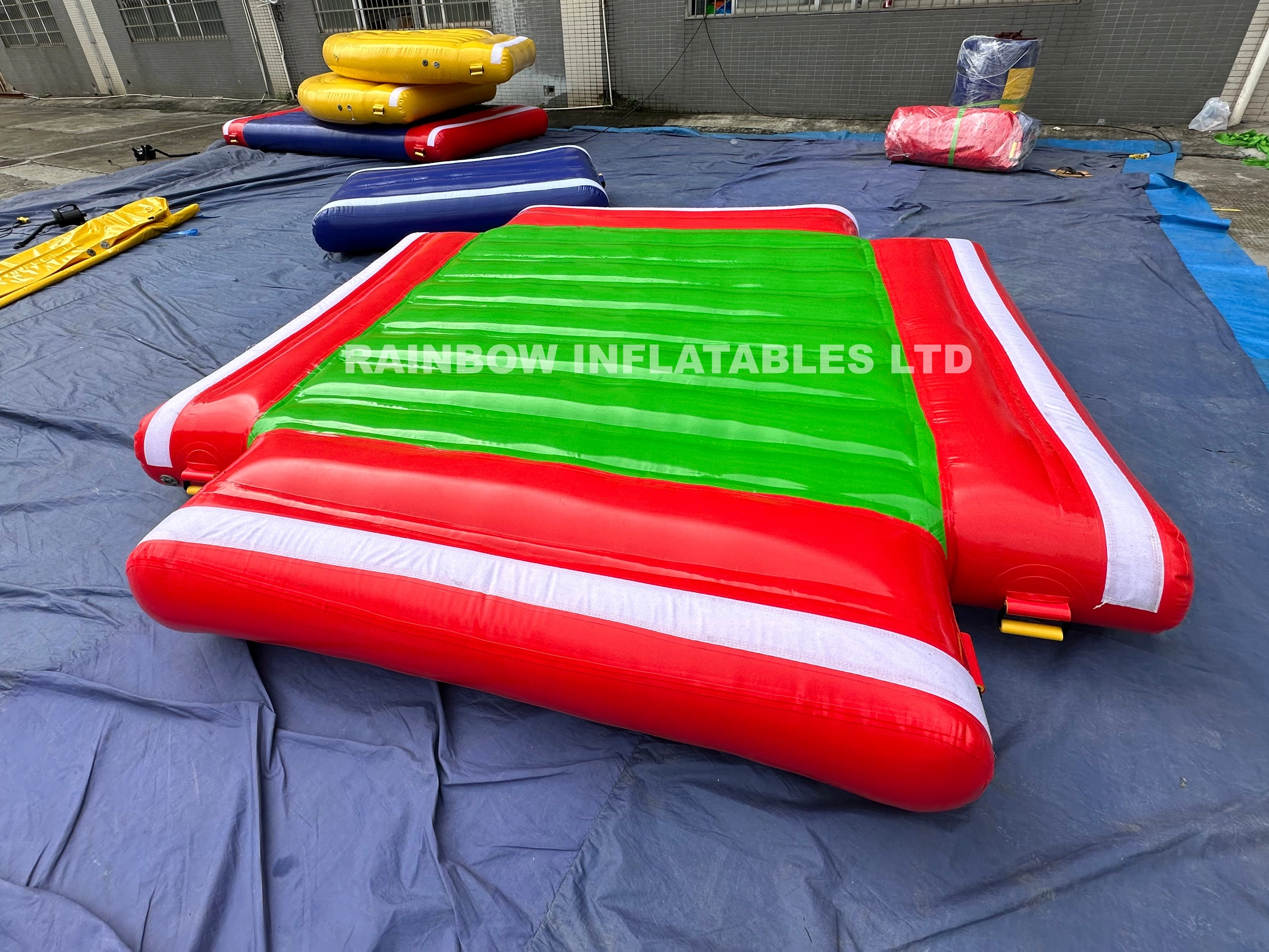 Giant inflatable floating water park junction