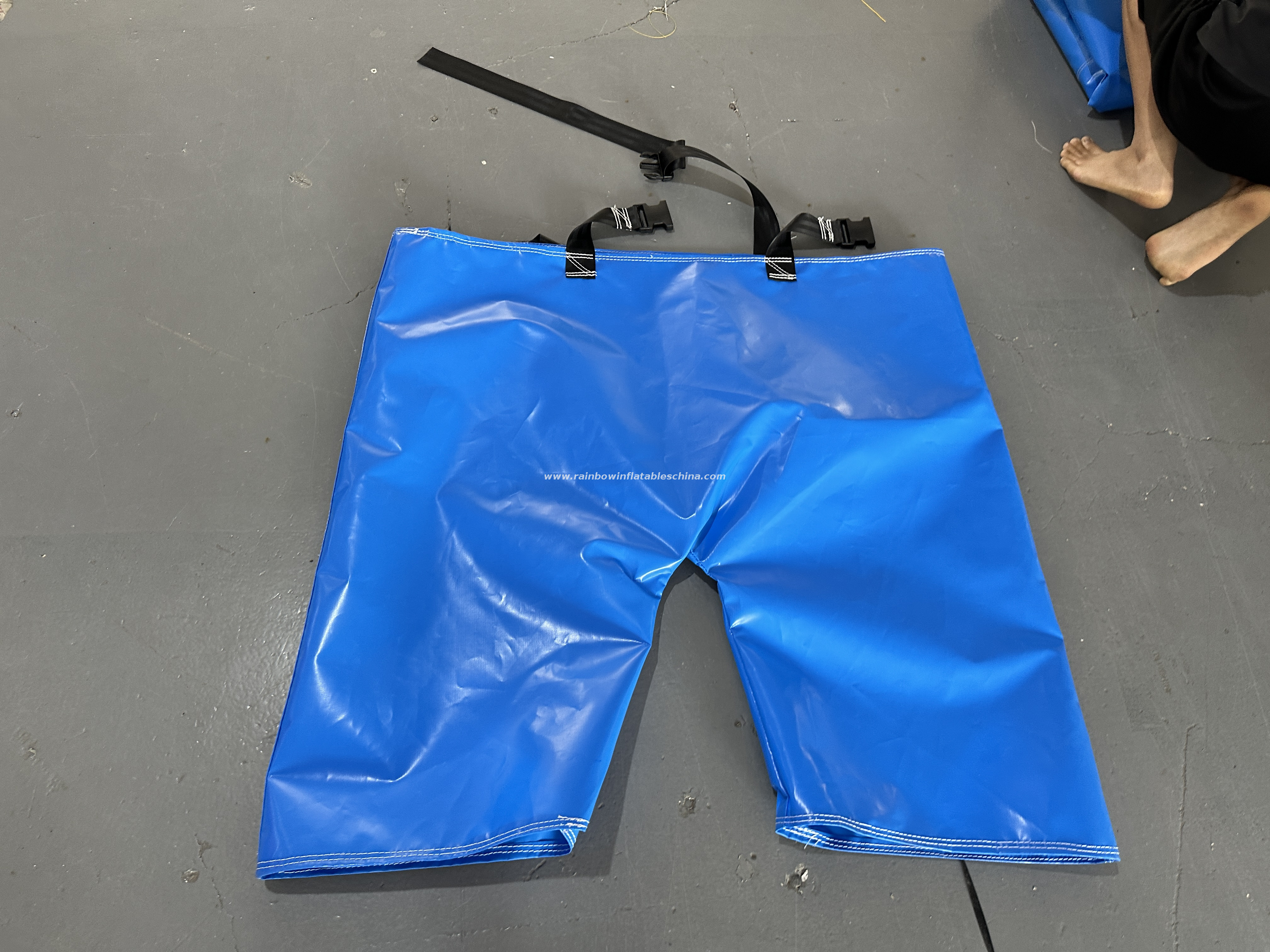 RB9413 Inflatable Party Pants Game