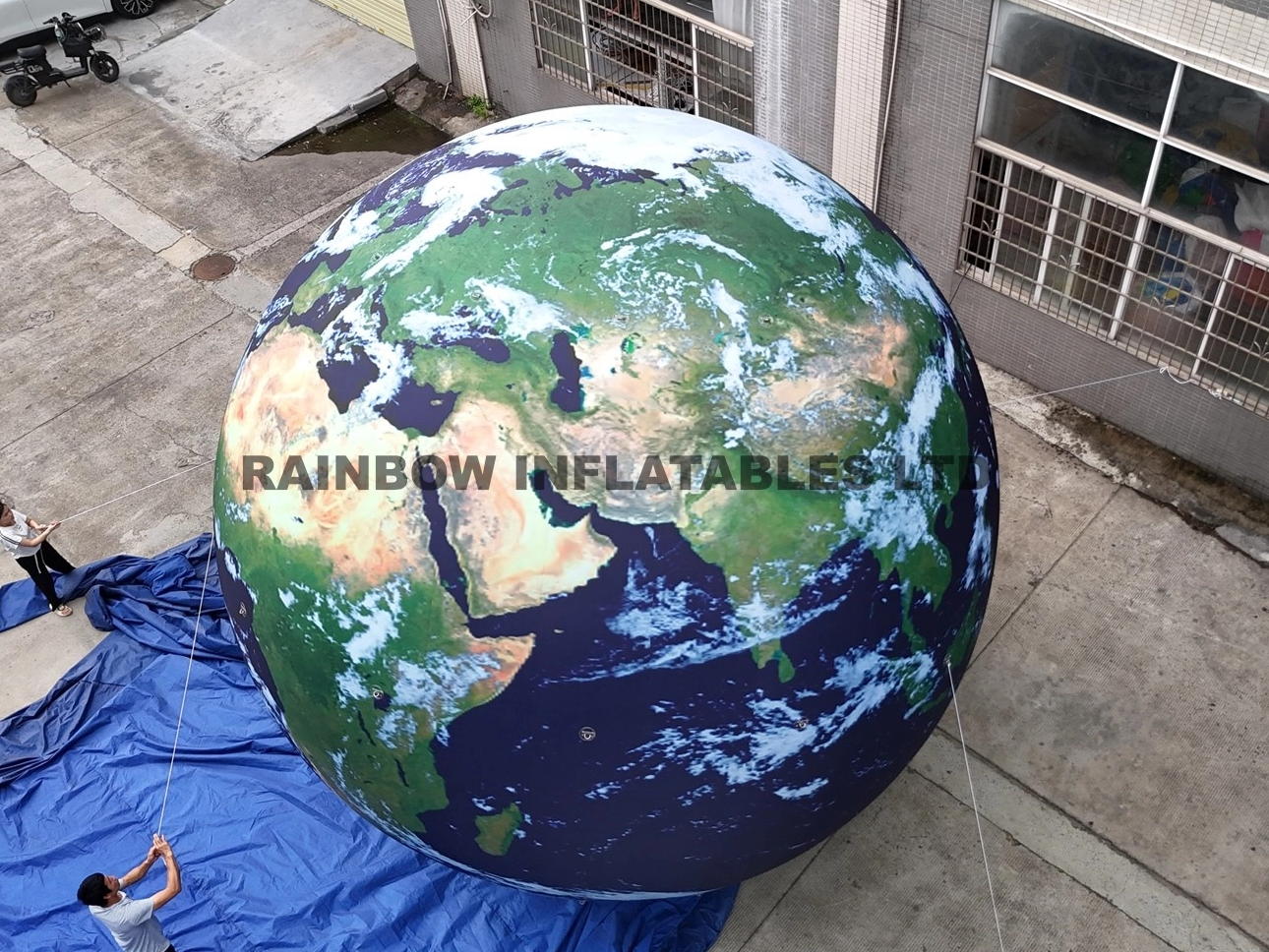 Inflatable Glowing Earth