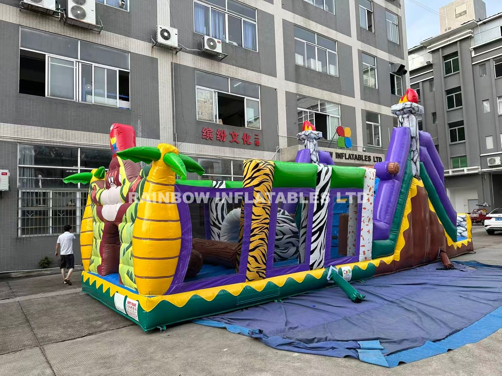 Inflatable Animal Theme Obstacle Bouncer