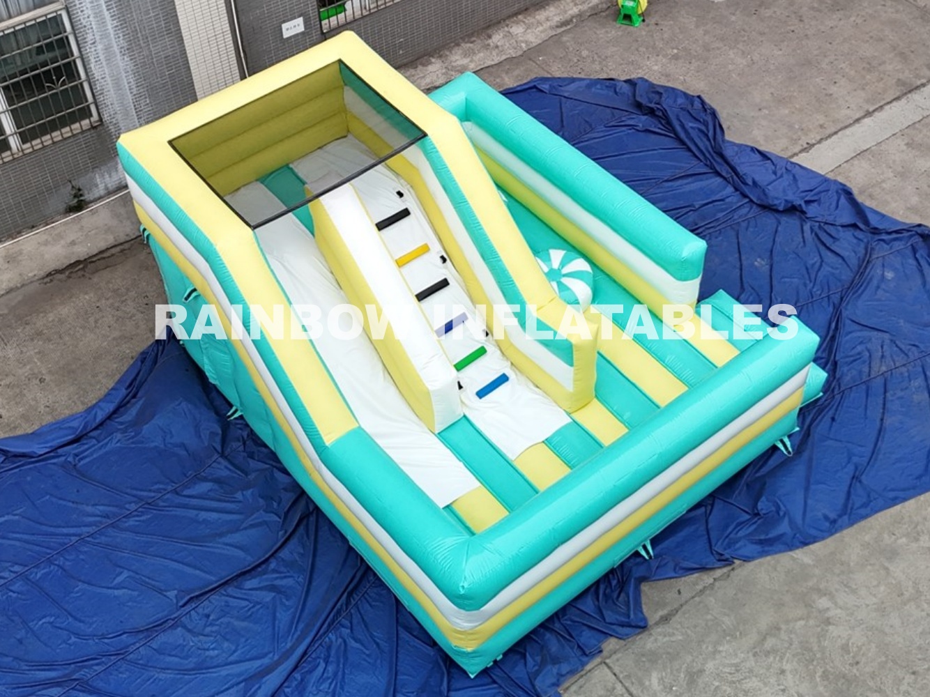 Inflatablebest commercial bouncer