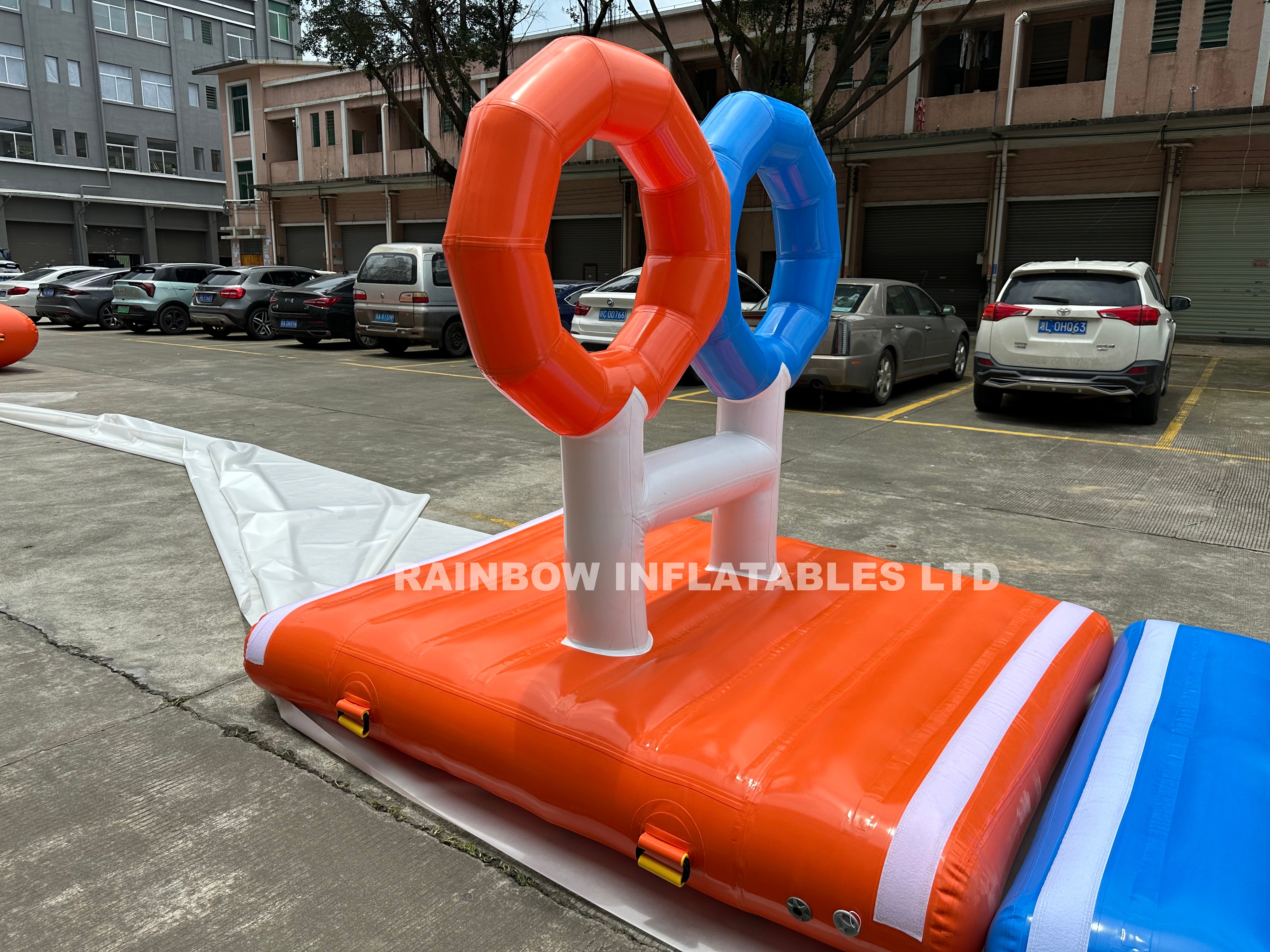Inflatable water obstacle game module