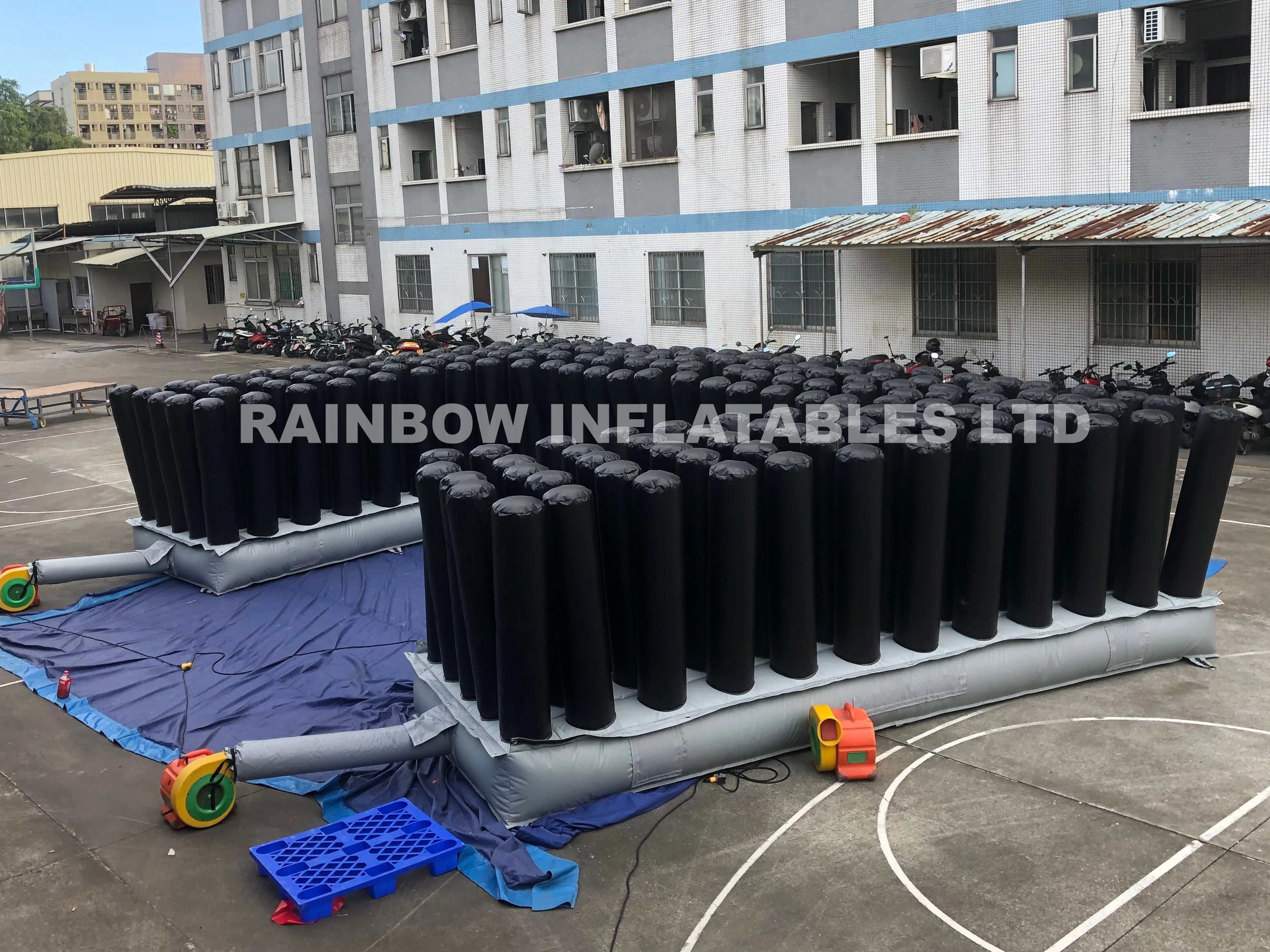 Interlocking Inflatable Pillow Structures 