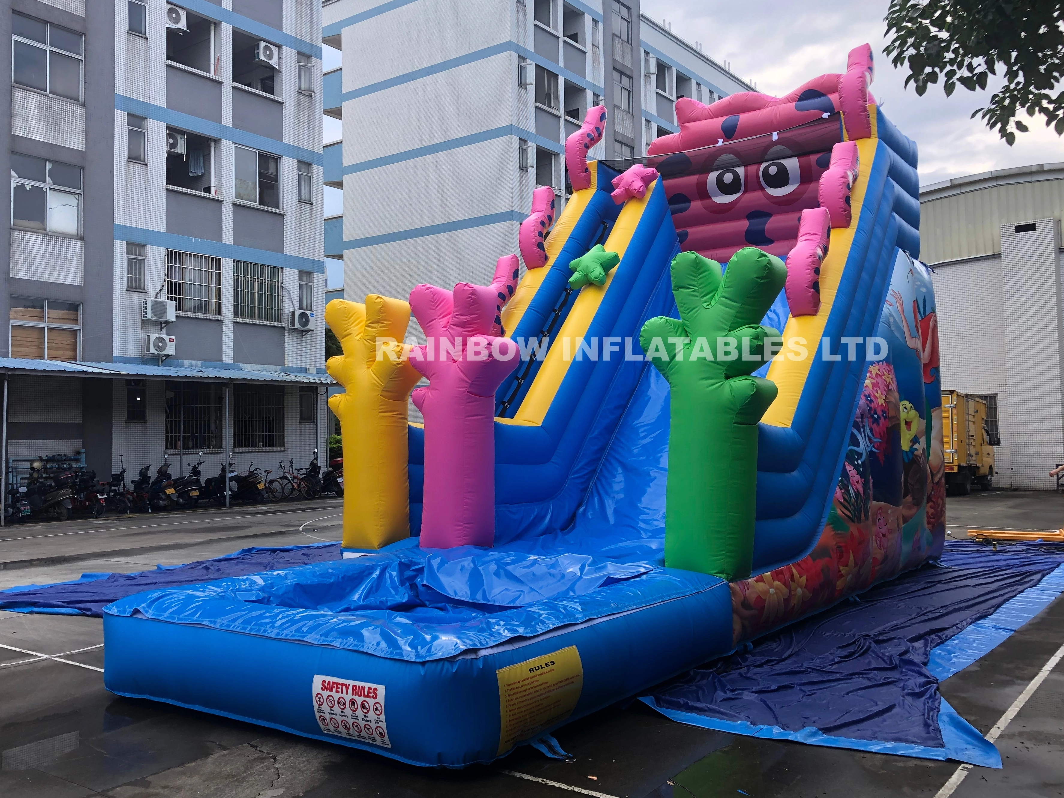 Giant Ocean Inflatable Double Lane Slide with Coral Pillars and Pool