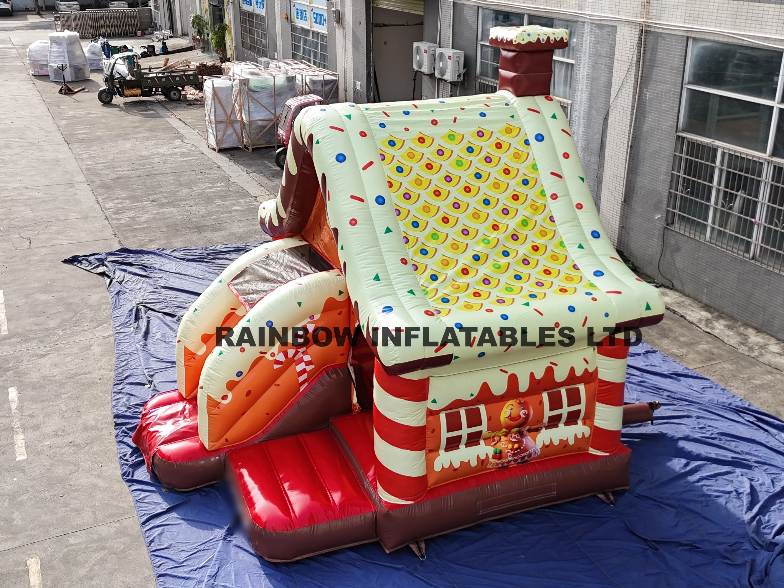  Inflatable Gingerbread Theme Bouncer