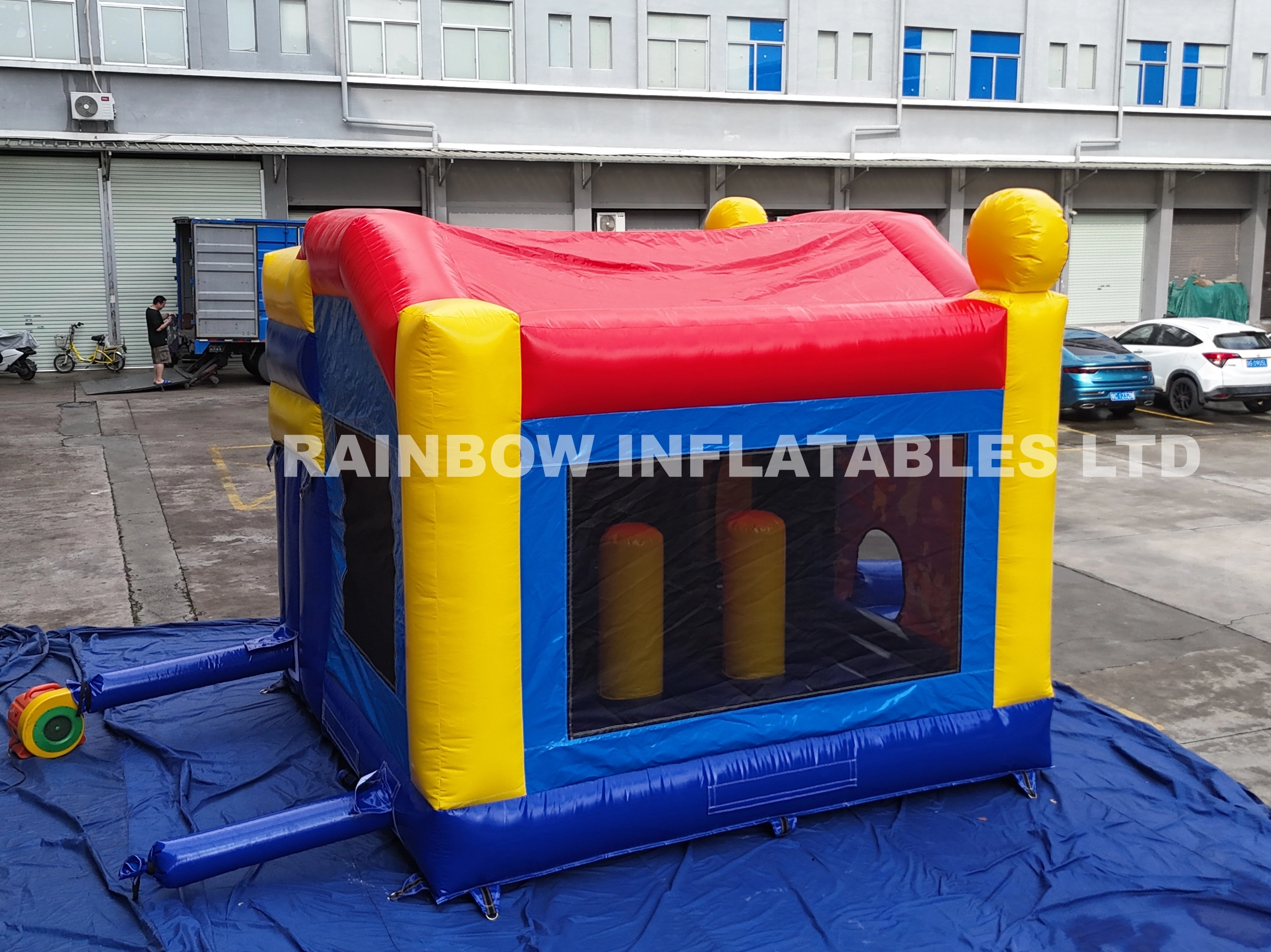 Outdoor Durable Inflatable Disney Castle for Children