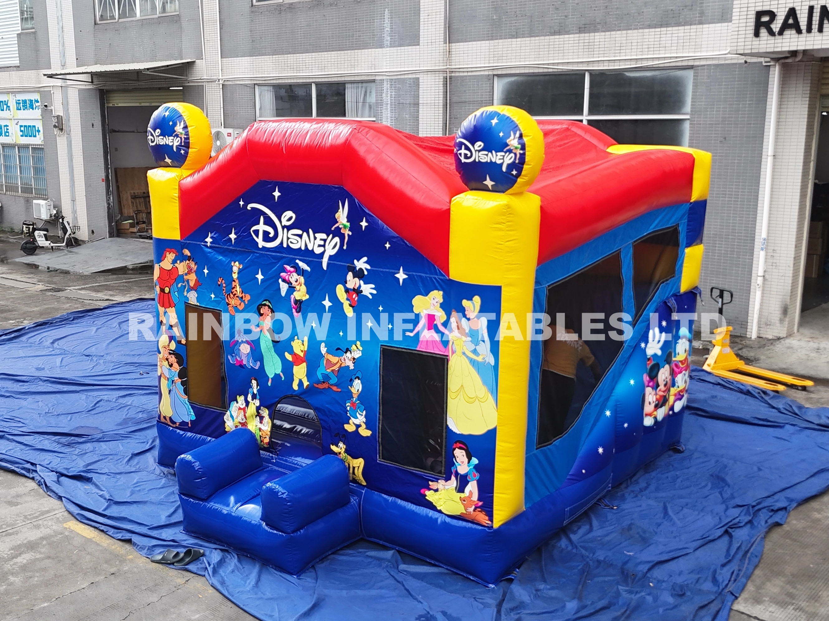 Outdoor Durable Inflatable Disney Castle for Children
