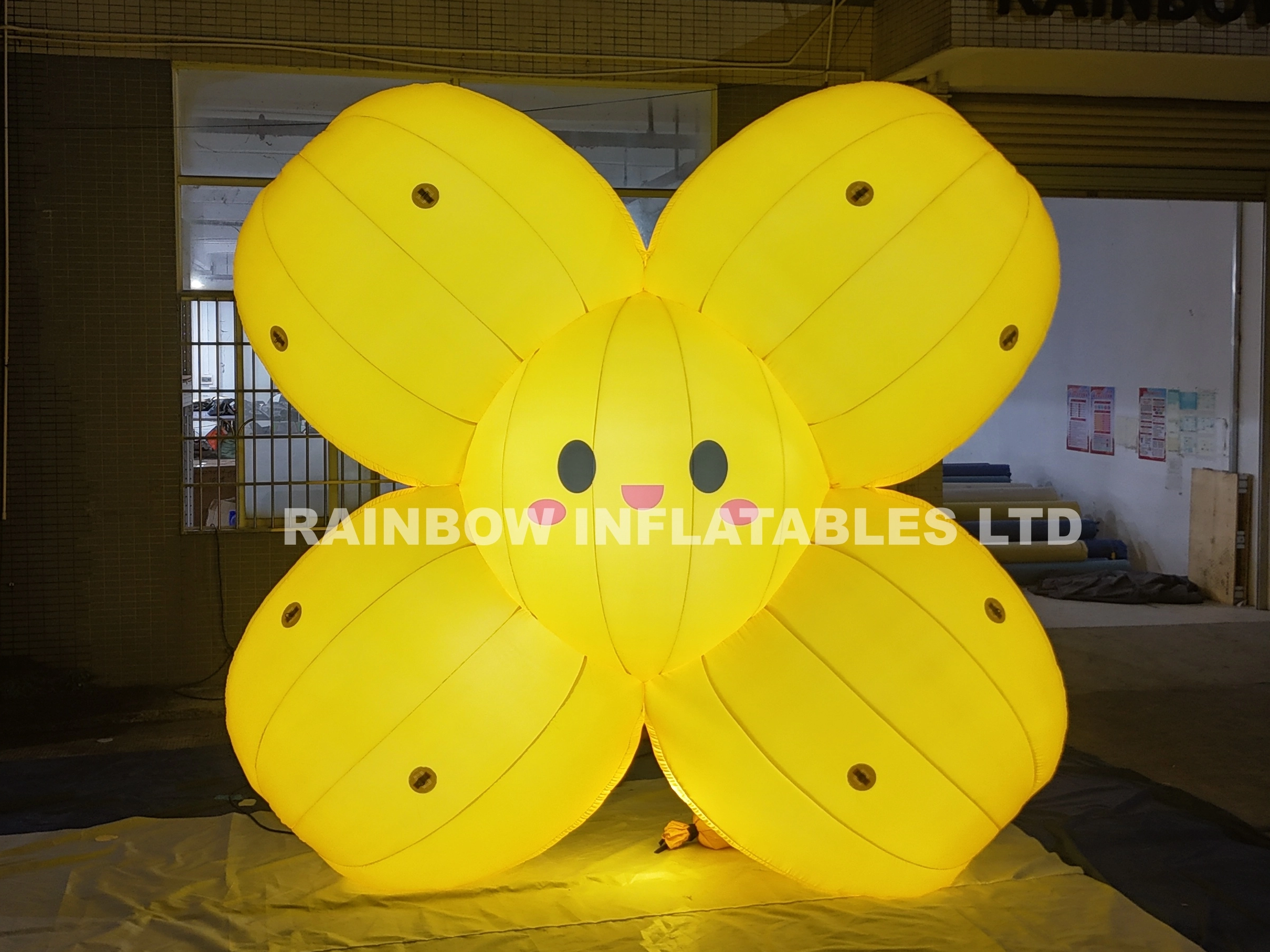Inflatable Glowing Sunflower Light