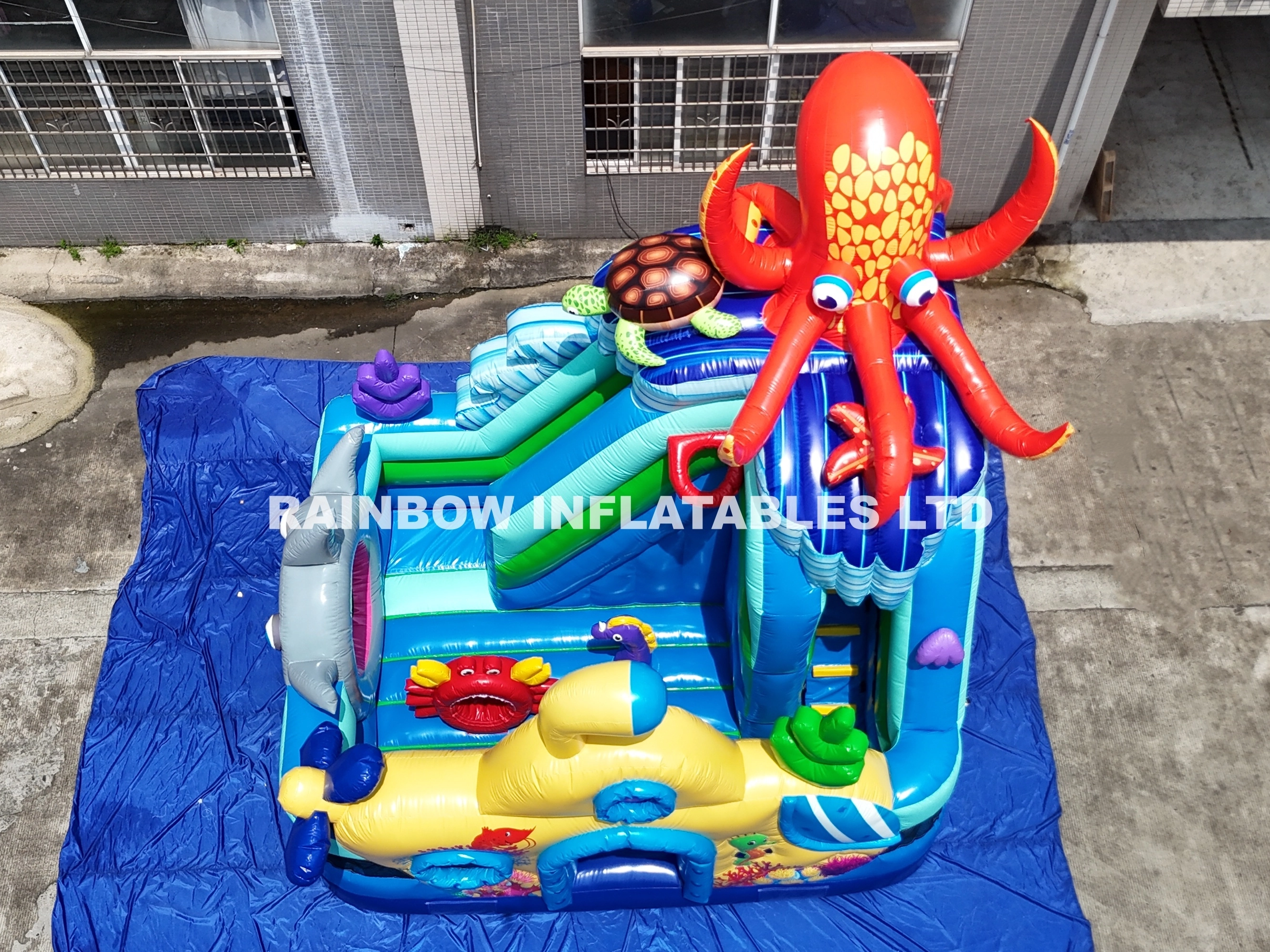 Exciting Ocean Wave Inflatable Bouncy Castle and Slide
