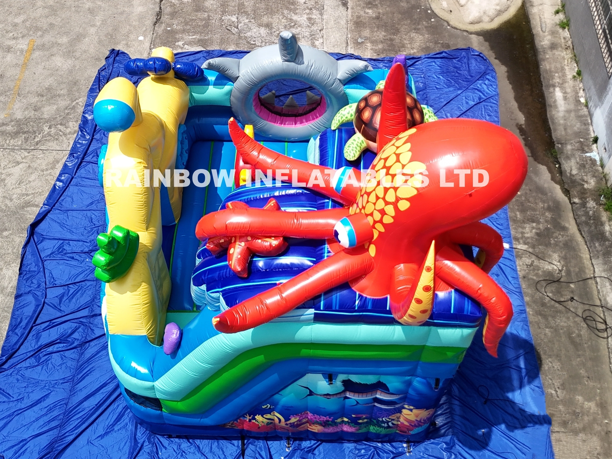 Exciting Ocean Wave Inflatable Bouncy Castle and Slide