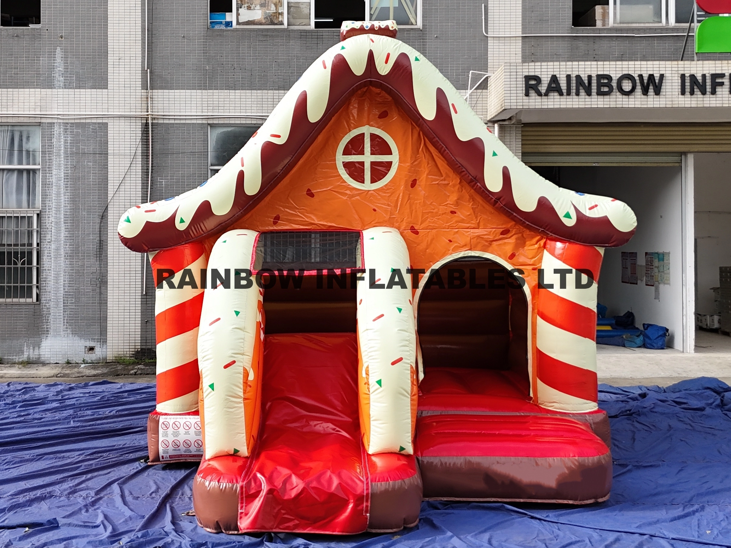  Inflatable Gingerbread Theme Bouncer