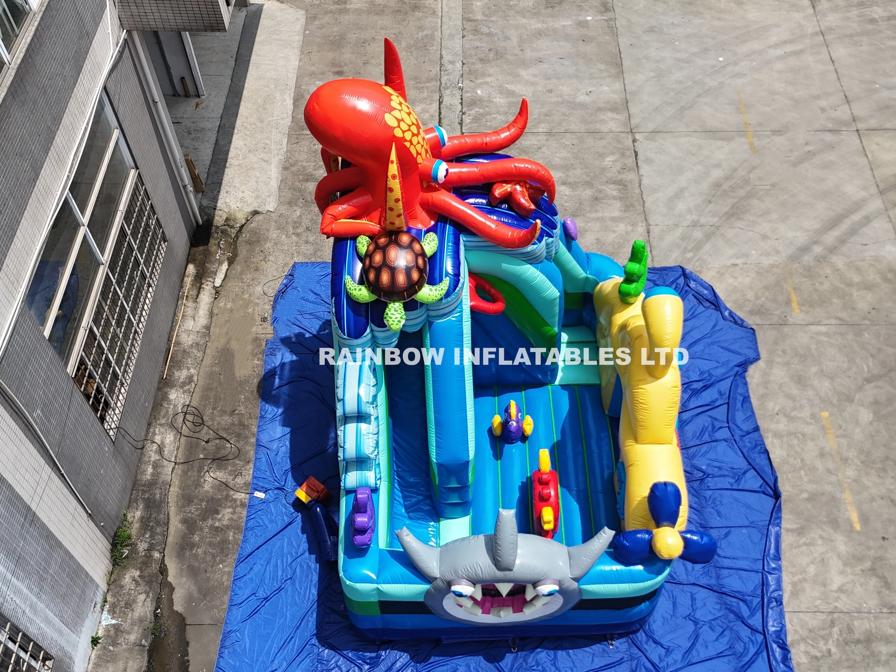 Exciting Ocean Wave Inflatable Bouncy Castle and Slide
