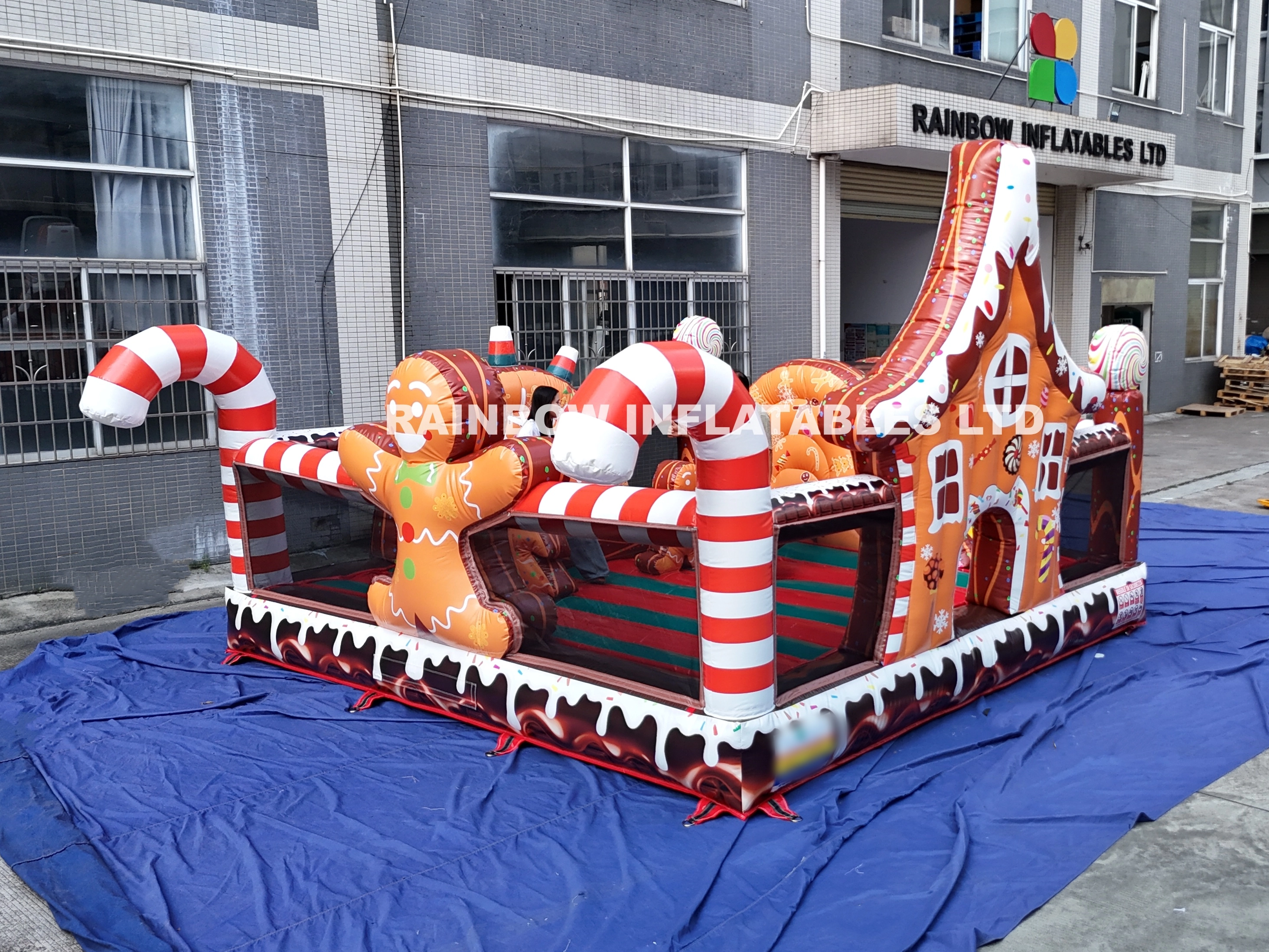 Giant Sweet Candy Theme Inflatable Bouncer - Gingerbread Man & House Jumping Castle